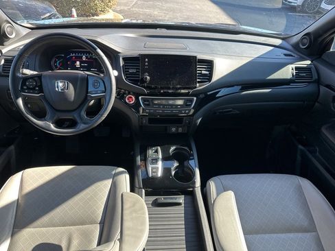 Certified 2021 Honda Passport Touring image 17