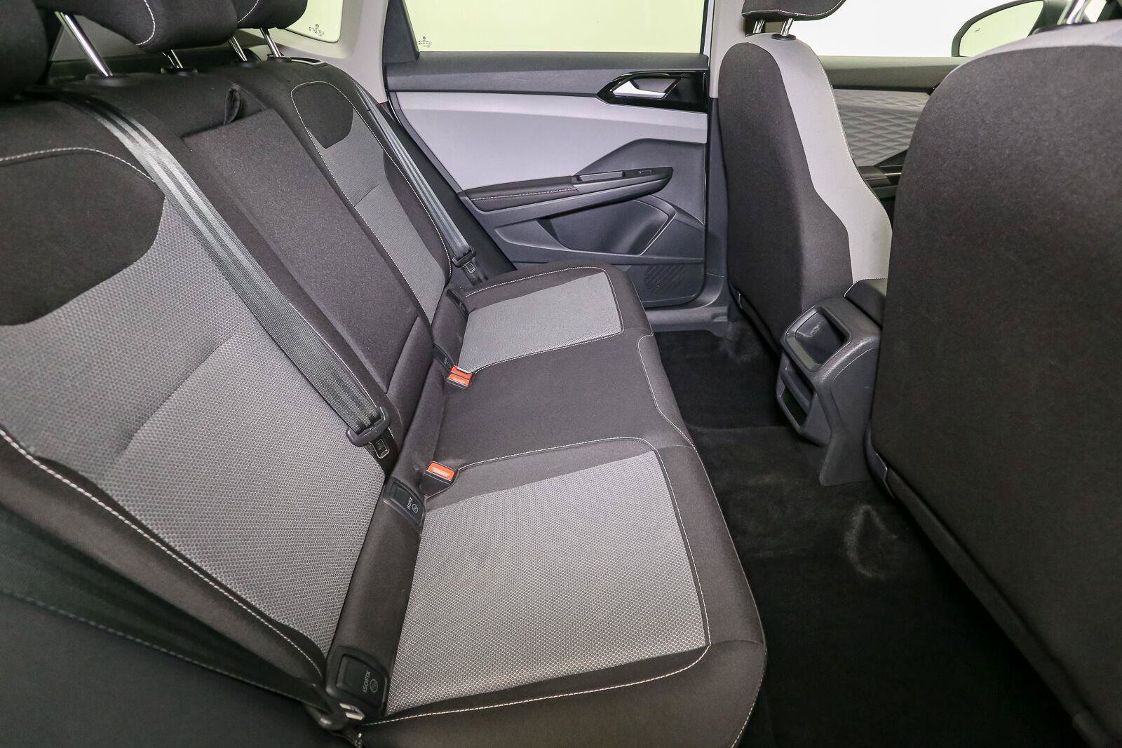 Certified 2024 Volkswagen Taos S AWD/4WD image 22