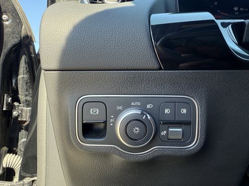 Used 2023 Mercedes-Benz GLA 250 image 17