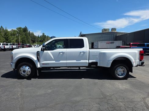 Certified 2024 Ford F450 Platinum w/ FX4 Off-Road Package AWD/4WD image 12