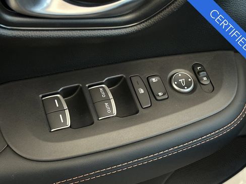 Certified 2026 Honda HR-V Sport image 12