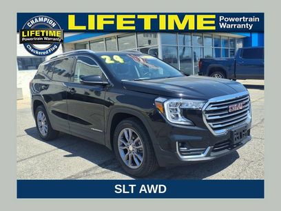 Used 2024 GMC Terrain SLT