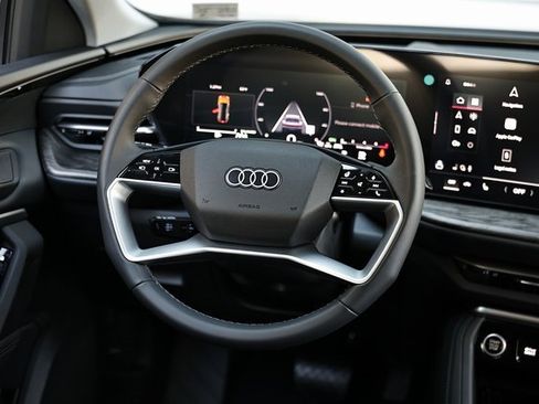 New 2025 Audi Q5 Premium image 27