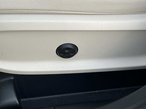 Certified 2025 Mercedes-Benz GLB 250 GLB 250 image 22