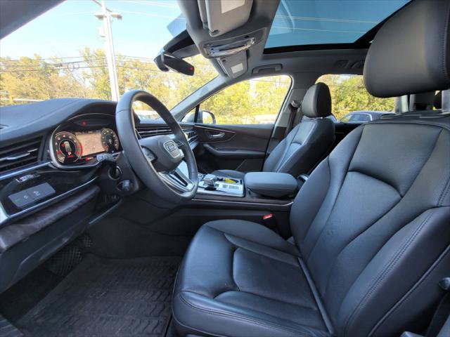 Used 2023 Audi Q7 3.0T Premium Plus w/ Premium Plus Package AWD/4WD image 15