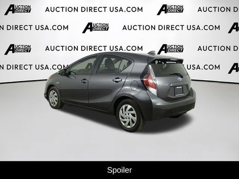 Used 2015 Toyota Prius C One image 3