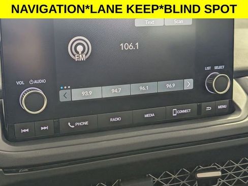 Used 2024 Honda Accord EX image 18