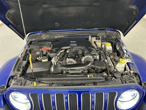 Used 2019 Jeep Wrangler Unlimited Sahara AWD/4WD image 24