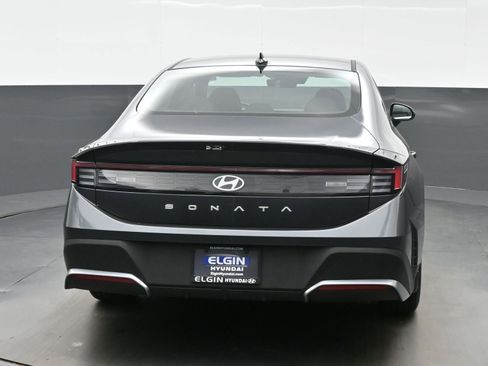 Certified 2026 Hyundai Sonata SE FWD image 5