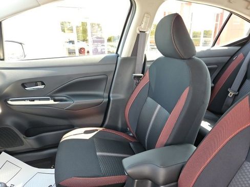 New 2025 Nissan Versa SR w/ Trunk Package image 24