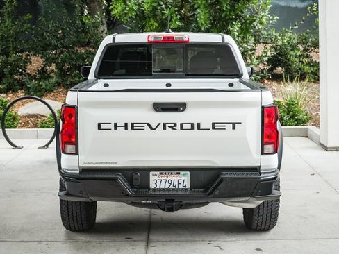Used 2025 Chevrolet Colorado Trail Boss AWD/4WD image 5