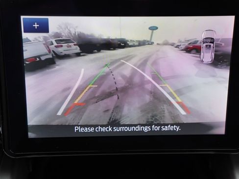 Certified 2022 Ford Explorer XLT w/ Equipment Group 202A image 39