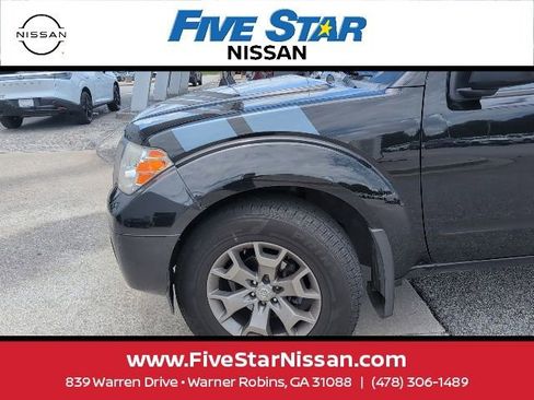 Used 2020 Nissan Frontier SV AWD/4WD image 4