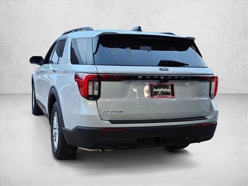 New 2026 Ford Explorer Active image 9