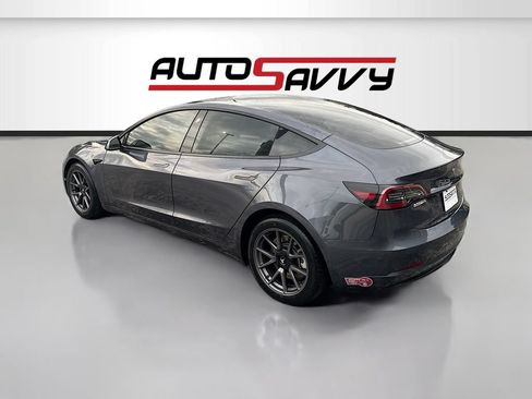 Used 2023 Tesla Model 3 Standard Range RWD image 5
