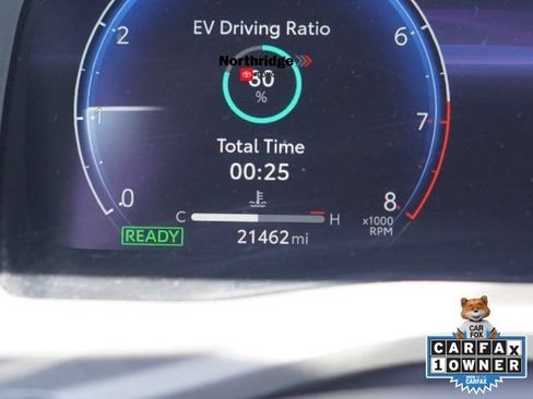 Used 2025 Toyota Camry XLE FWD image 20