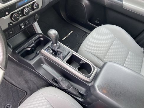 Used 2021 Toyota Tacoma SR5 image 23