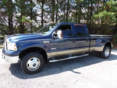Used 2006 Ford F350 Lariat