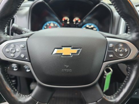 Used 2022 Chevrolet Colorado LT w/ Redline Special Edition image 21