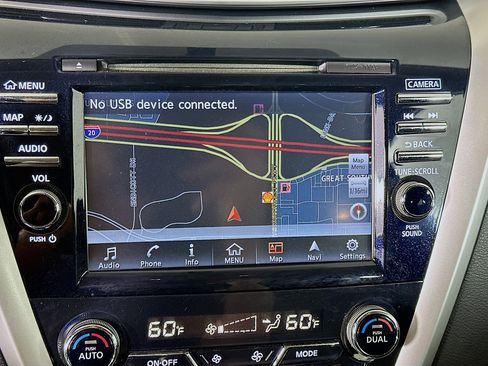 Used 2016 Nissan Murano Platinum w/ Platinum Technology Package FWD image 22