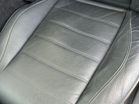 Used 2024 Mercedes-Benz GLS 450 4MATIC image 15
