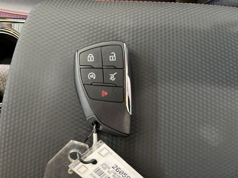 New 2026 Chevrolet Equinox RS FWD image 32