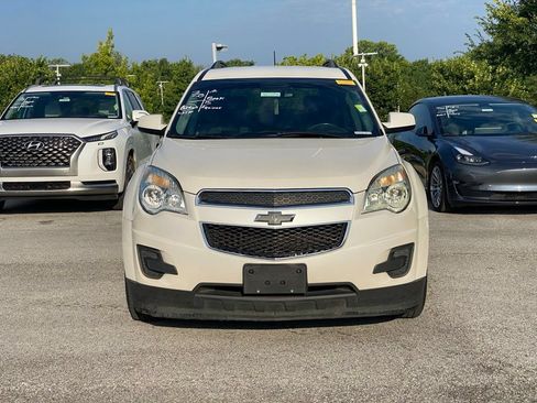Used 2015 Chevrolet Equinox LT FWD image 2