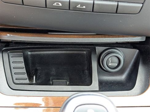 Used 2013 BMW 135i Convertible image 22
