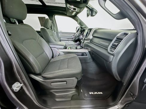 Used 2019 RAM 1500 Big Horn AWD/4WD image 30