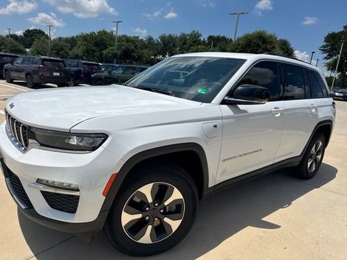 Used 2022 Jeep Grand Cherokee Limited 4xe AWD/4WD image 6