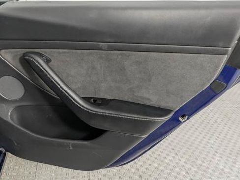 Used 2021 Tesla Model 3 Long Range AWD/4WD image 21