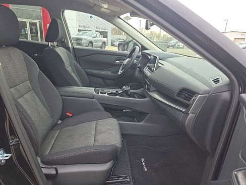 New 2026 Nissan Rogue SV w/ Cold Weather Package AWD/4WD image 27