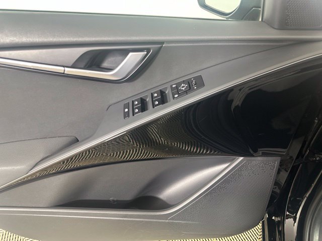 Used 2023 Kia Niro EX FWD image 12