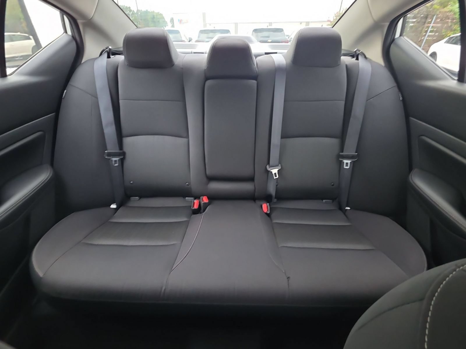 Used 2025 Nissan Altima 2.5 SV FWD image 28