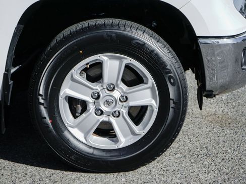 Used 2015 Toyota Tundra SR5 image 36