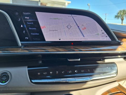 Certified 2024 Cadillac Escalade Sport Platinum image 28