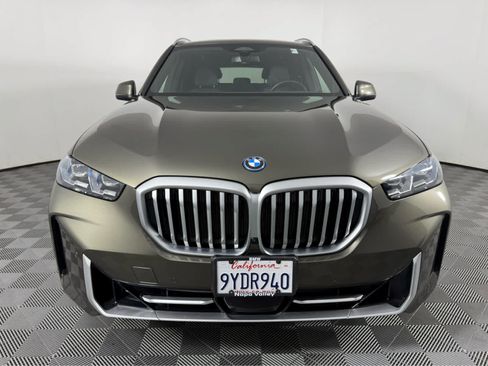 Used 2025 BMW X5 xDrive50e w/ Premium Package AWD/4WD image 8