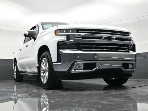 Used 2021 Chevrolet Silverado 1500 LTZ w/ LTZ Premium Package image 26