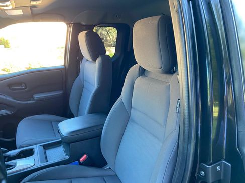 Used 2022 Nissan Frontier S RWD image 26