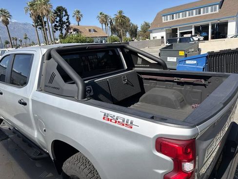 Used 2019 Chevrolet Silverado 1500 LT Trail Boss AWD/4WD image 4
