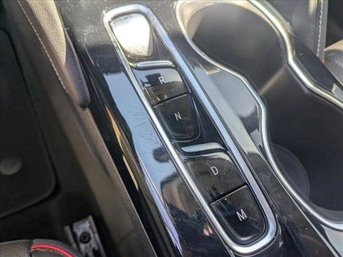 Used 2022 Buick Envision Essence w/ Sport Touring Package FWD image 11