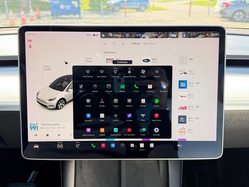 Used 2021 Tesla Model Y Long Range image 61