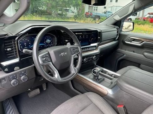 Used 2023 Chevrolet Silverado 1500 RST AWD/4WD image 11