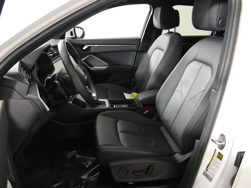 Used 2025 Audi Q3 2.0T Premium image 21