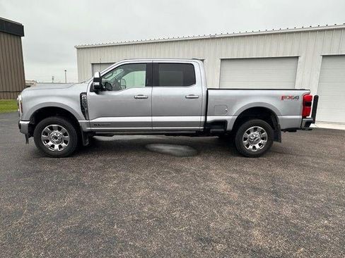 Used 2024 Ford F250 Lariat w/ Lariat Ultimate Package AWD/4WD image 3