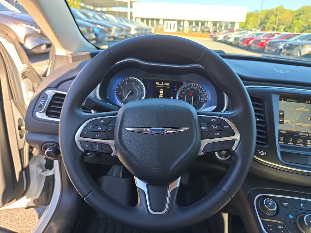 Used 2017 Chrysler 200 Limited Platinum FWD image 30