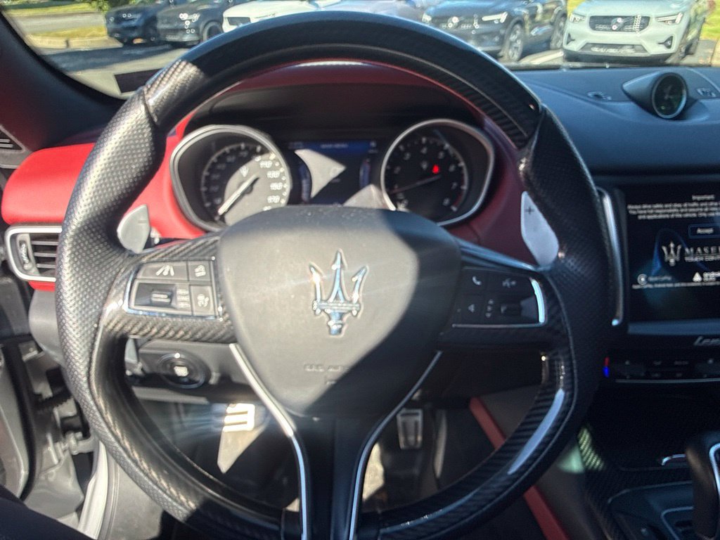 Used 2017 Maserati Levante w/ Sport Package AWD/4WD image 17