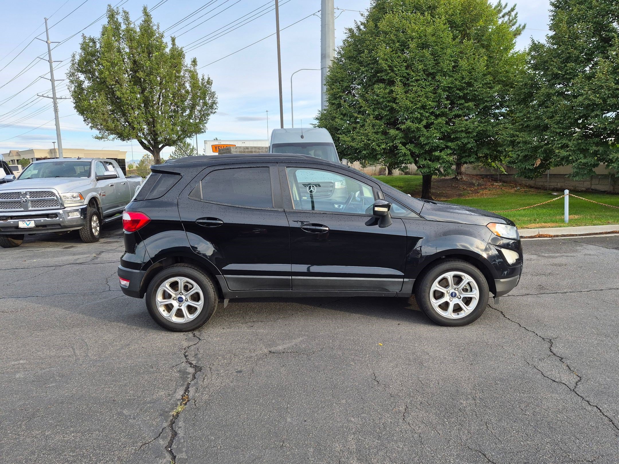 Used 2018 Ford EcoSport SE w/ SE Convenience Package FWD image 2