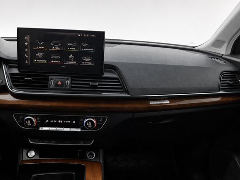 Used 2022 Audi Q5 2.0T Premium Plus AWD/4WD image 31