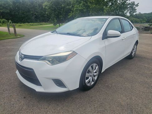 Used 2015 Toyota Corolla LE FWD image 11